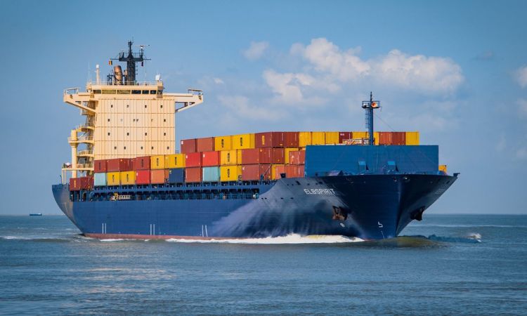 How Much Does A Container Ship Weigh