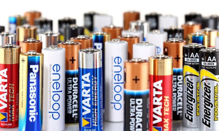 How Much Does a AA Battery Weigh