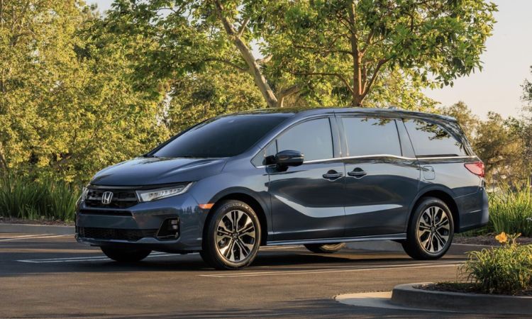 How Much Does a Minivan Weigh