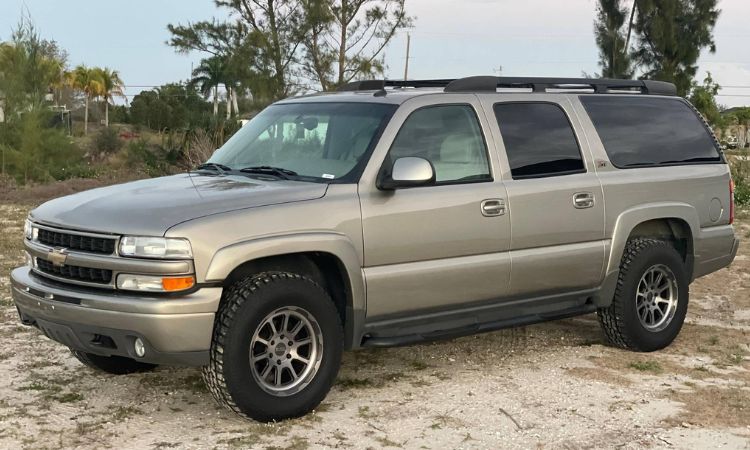 How Much Does a 2002 Chevy Suburban Weigh